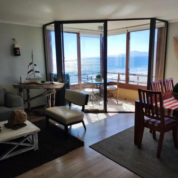 Amplio Departamento en Avenida del Mar La Serena, hotel a La Serena