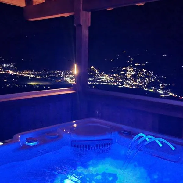 Ferienwohnung La-Wurm mit privatem Whirlpool、ハート・イム・ツィラータールのホテル