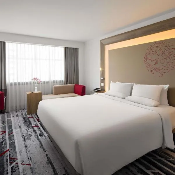 Novotel Jakarta Gajah Mada, hotel di Jakarta