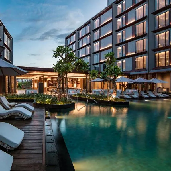 Crowne Plaza Labuan Bajo by IHG: Labuan Bajo şehrinde bir otel
