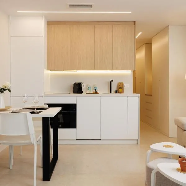 MARBELLA BANUS SUITES - Medina Garden New Brand – hotel w Marbelli