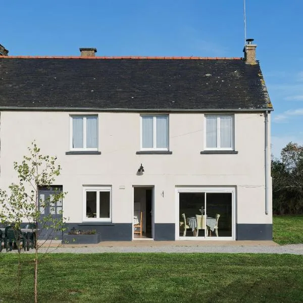 Gite en Brocéliande avec vue, hotel i Néant-sur-Yvel