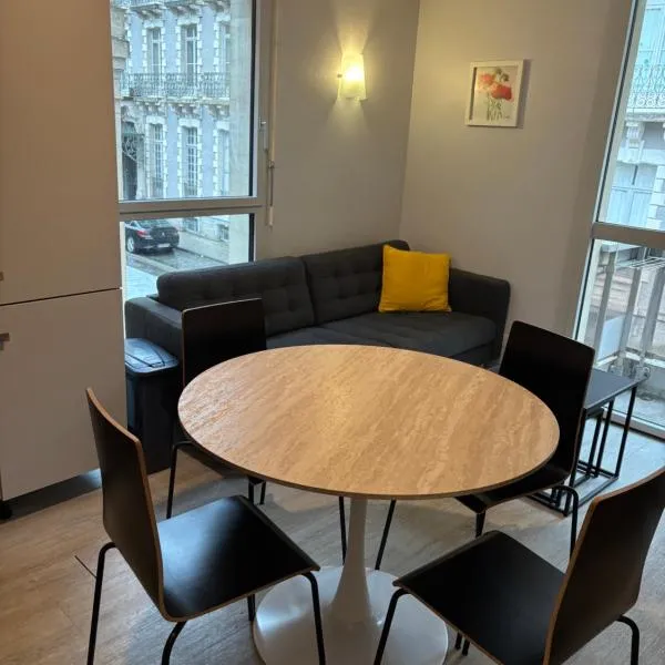 Appartement Lumineux et confortable centre ville, hotel in Cauterets
