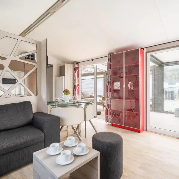 Chalet Le Bois d'Amour-3 by Interhome, hotel di Dinard