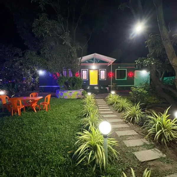 Juee's Holiday Homes, hotel Alibágban