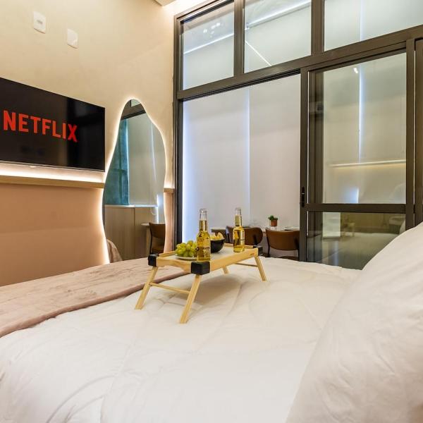 2 quartos 1 banheiro · AP Brooklin Luxo Mezanino 2quartos Cama queen e AC - Foto 2