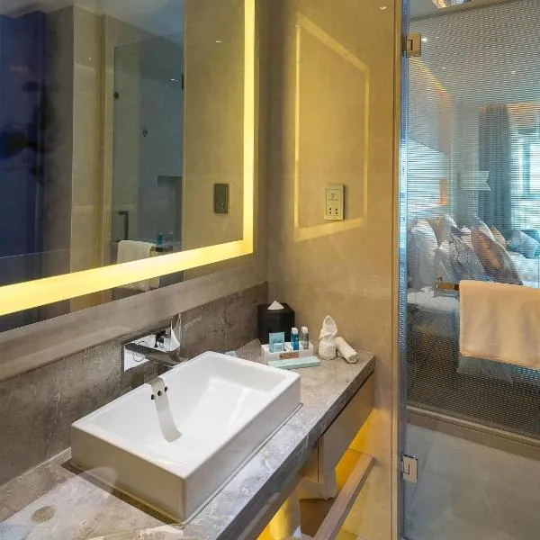 NOVOTEL Jinji Lake Suzhou SIP, hotel di Suzhou