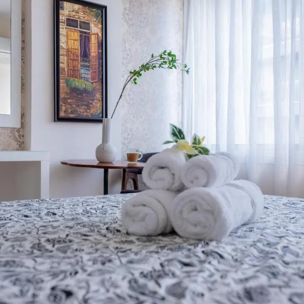 Finikoudes gate, hotel in Larnaka