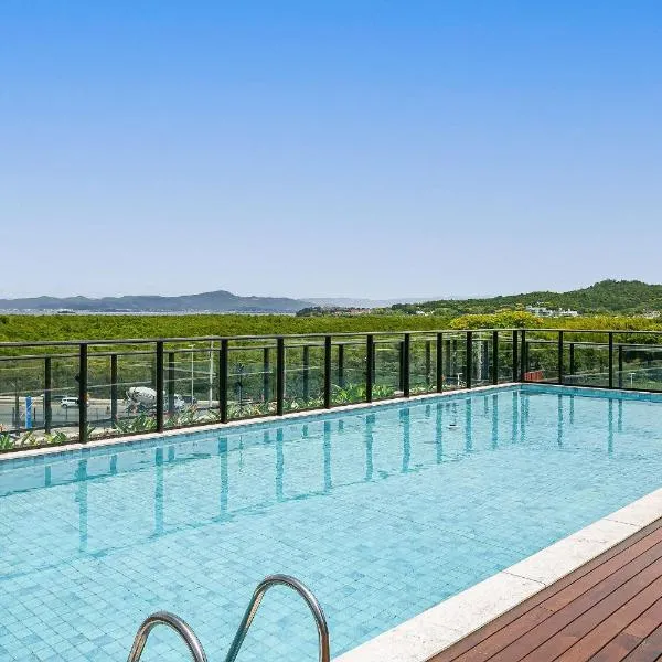 Studio Moderno | 600MB | Piscina e Academia #SG01, hotel a Florianópolis