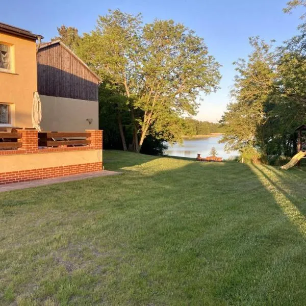 Ferienwohnungen Zur Biberburg, ξενοδοχείο σε Friedrichswalde