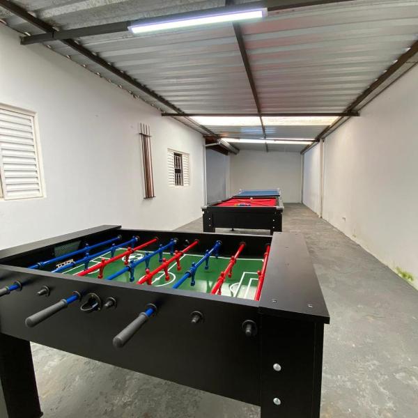 Casa Ampla com Piscina, Churrasqueira, Bilhar, Pebolim, Ping-Pong