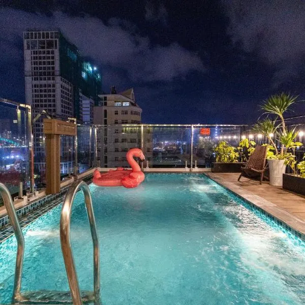 Euro Star Riverside Hotel, hotel di Da Nang
