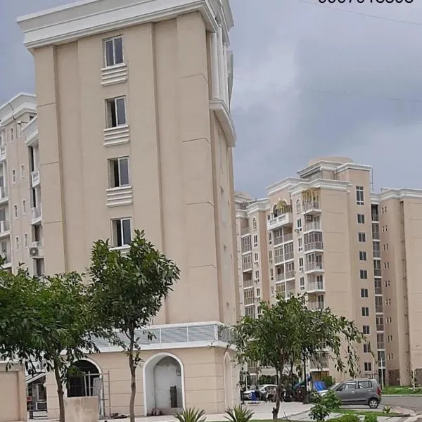 Peaceful Gopala near Premanand Maharaj Ji, hotel em Vrindavan