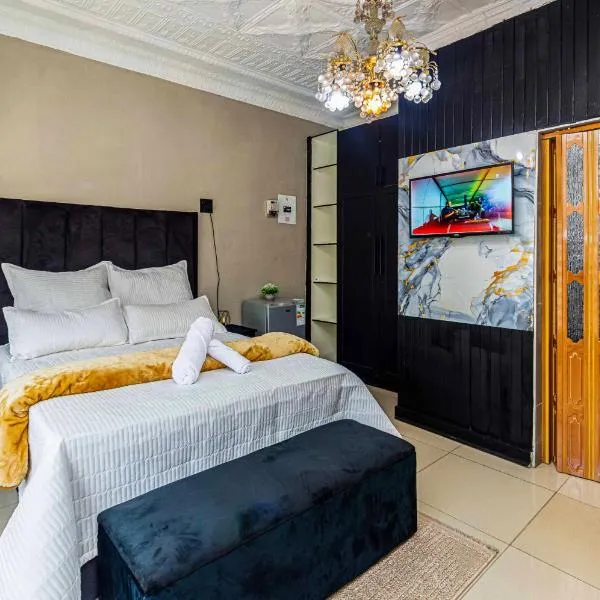 WinHaven Guest House, hotel in Randfontein