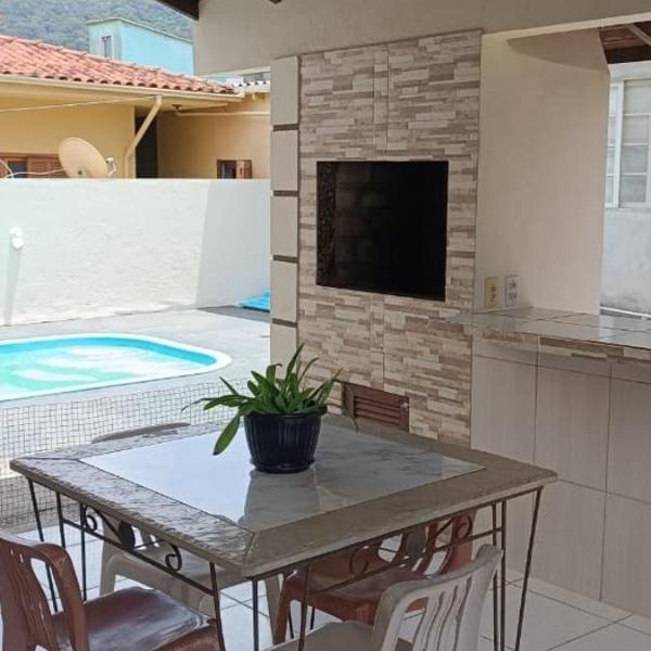 Casa, perto da praia, piscina, 3 quartos, estacionamento, cozinha, churrasqueira, WIFI - Foto 4