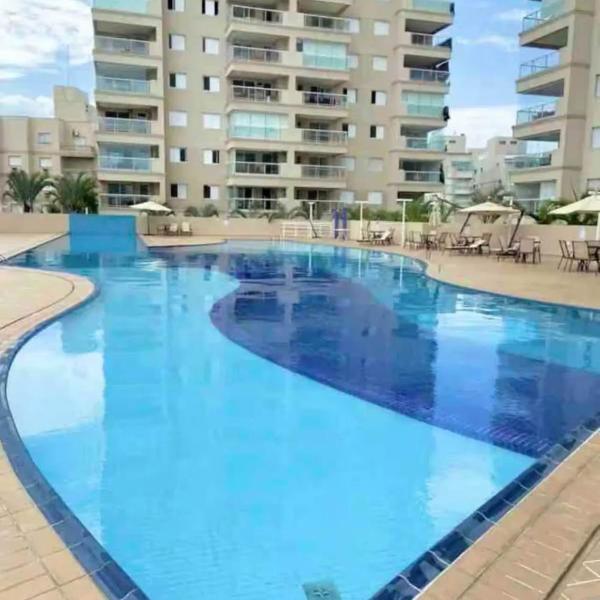 Lindo apto com vista para o mar