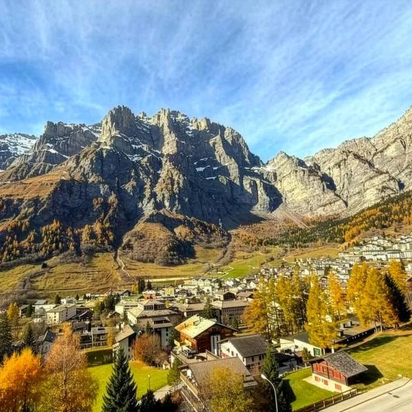 Retro Alpine Studio - Terrace with Mountain View, hotel in Leukerbad