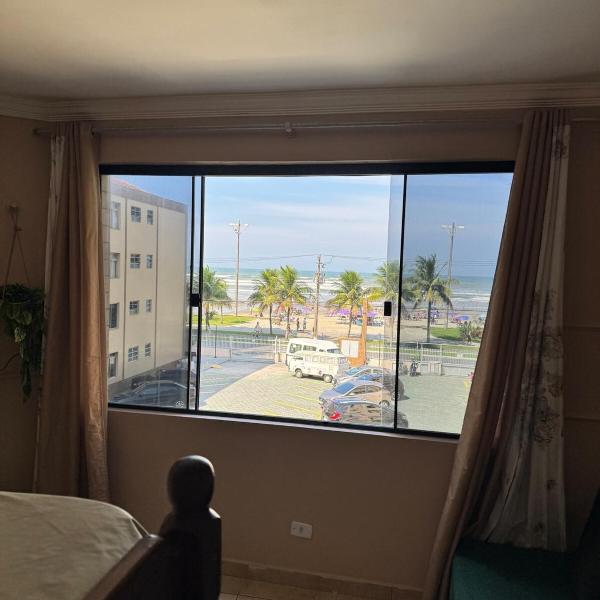 Apartamento pé na areia na Vila Caiçara Wi-Fi e estacionamento - Foto 2