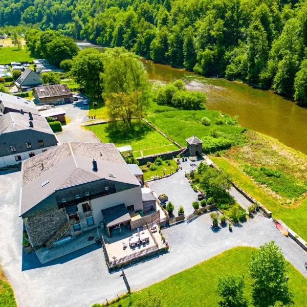La ferme de la Semois au bord de l'eau 7 chambres, hotell i Laviot