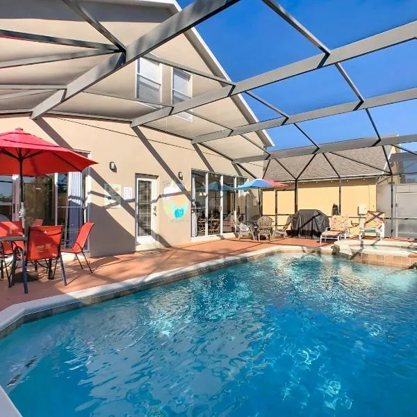 5BR family retreat w pool, spa & game room, hotel Orlandóban