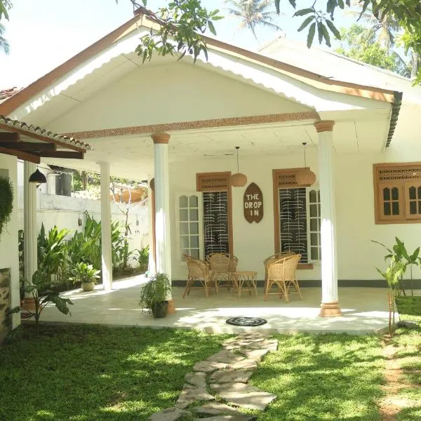 The Drop In Surfhouse Madiha, hotel v destinaci Madihe East