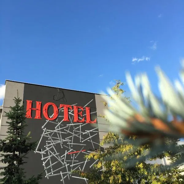 Canpol-Jull's Art Hotel, hotel a Człuchów