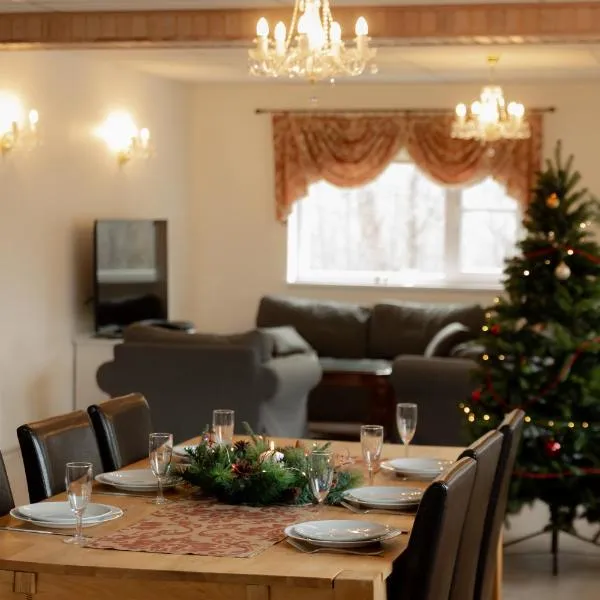 Konrad Family Guesthouse, hotel in Kuressaare