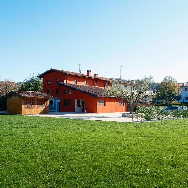 Dolcevita guest house, מלון בTorreano