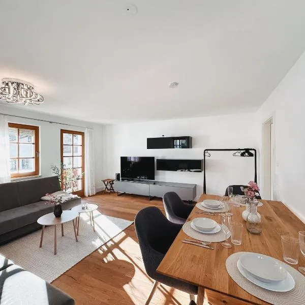 Flow Living I Boutique-Apartment mit Bergblick I Zentrum Berchtesgaden, готель у Берхтесгадені