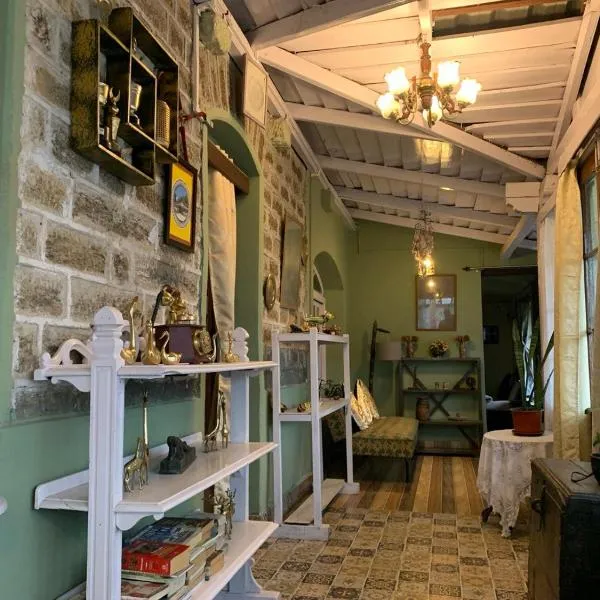 Rose Villa Colonial Heritage Bungalow, Takdah, hotell sihtkohas Takdāh