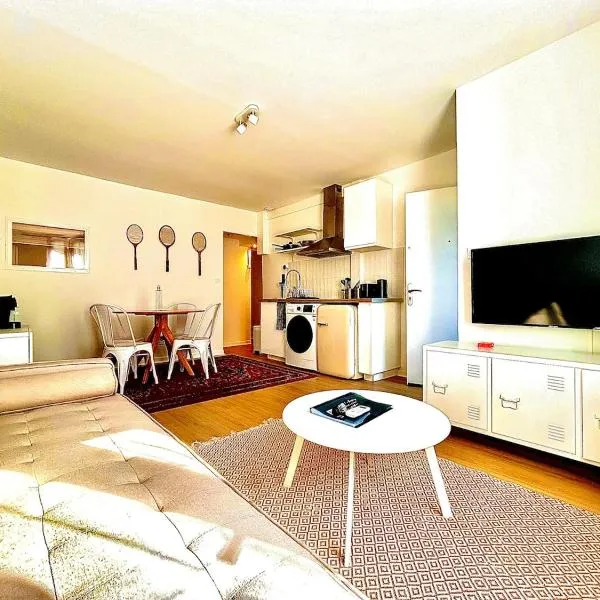 T2 au cœur de Niort, proche marché & Port Boinot โรงแรมในนีออร์