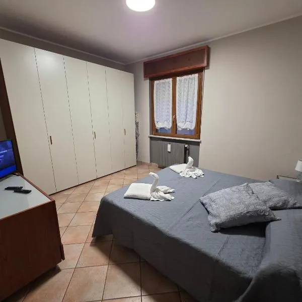 San Pietro Rooms, hotel v destinaci Asti