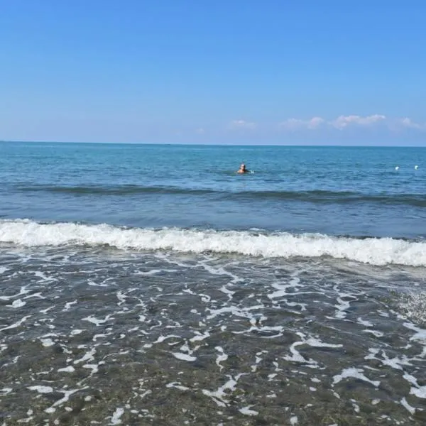 Eni's Villa, 2km from Vain Beach, Hotel in Lezha