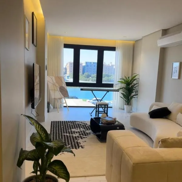 Chicago Apartment, готель у місті Ель-Хубар