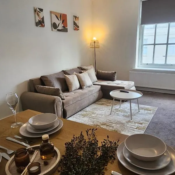 2 Bed Apartment in Brighton with Side Sea View, hotel u gradu Brajton i Houv