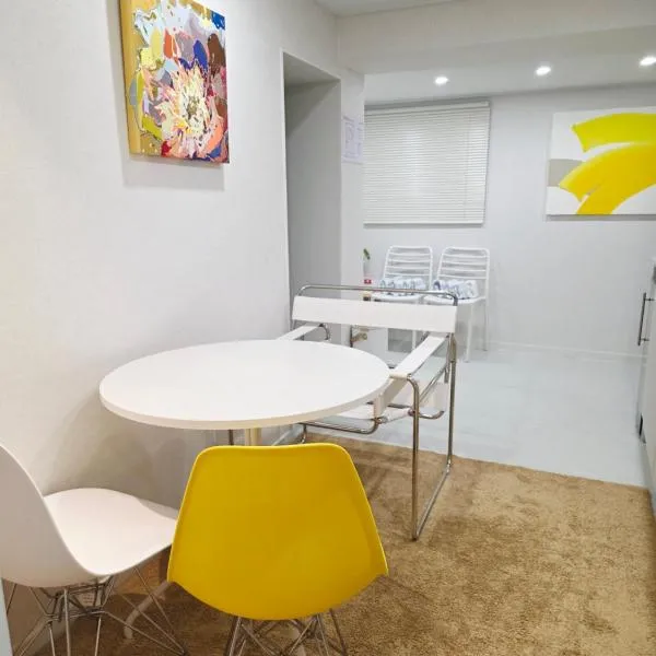 Stay D-enough Seoul Private House for 6, Hotel in Seoul