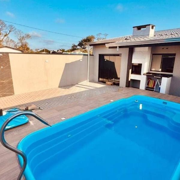 Aconchegante casa com piscina no melhor Balneário de Itapoá