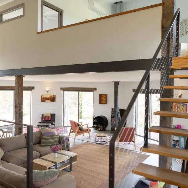 Lithia Guest House - Daylesford Region, hotel v destinaci Hepburn Springs