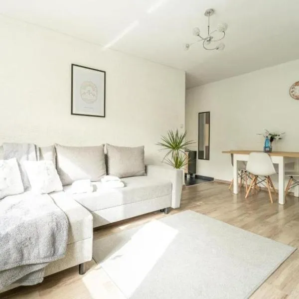Apartament Gold 2 -Szymanowskiego、イェレニャ・グラのホテル