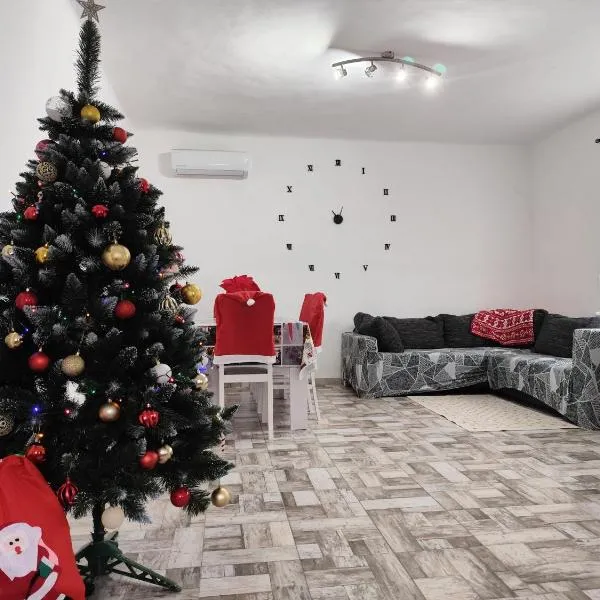 Kun Kuckó Vendégház, hotel in Kiskunmajsa