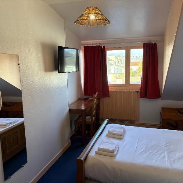 Hotel Couleurs Sud Centre-ville Gare Charleville-Mézières, hotel a Charleville-Mézières