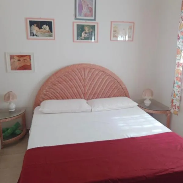 Casa vacanza Roby, ξενοδοχείο σε Lido dei Pini