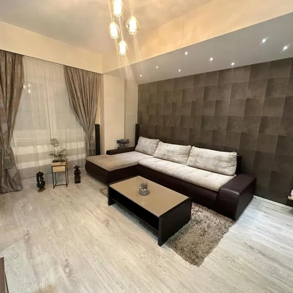 Apartment, 5 minutes from the Christmas market, hotel v destinaci Craiova
