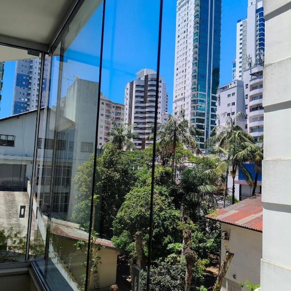 Prático no Centro a 260m da praia