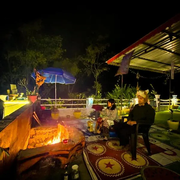 The Rawscape hostel, hotel in Kausani