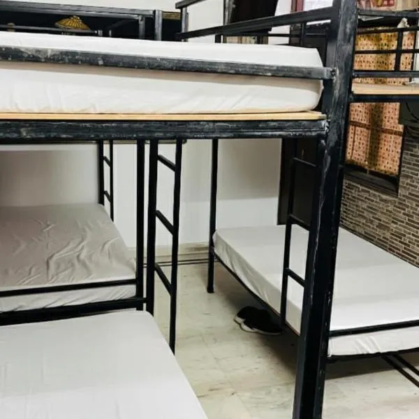 Gavari India's Delhi Hostel, ξενοδοχείο στο Νέο Δελχί
