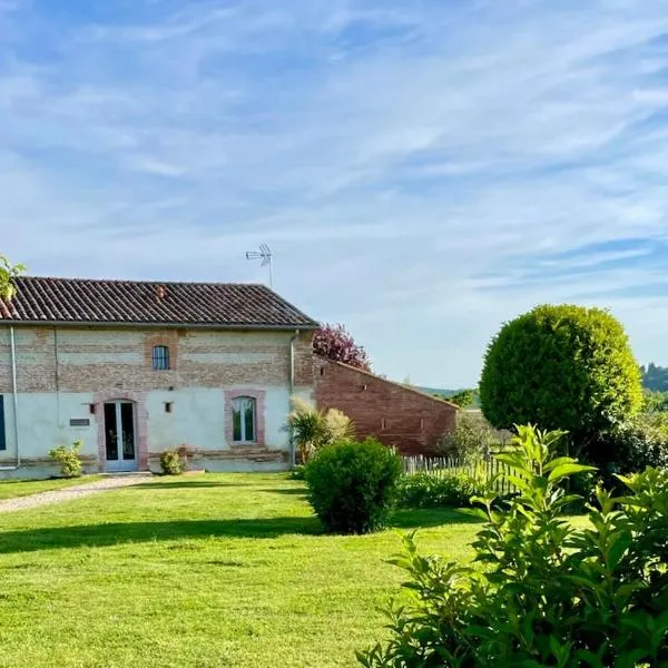 Gîte Casafamilia - Nature et sérénité, hotel en Puydaniel