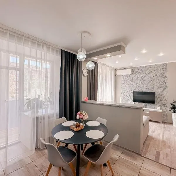 Квартира студия ЖК Ирина, hotel i Pavlodar