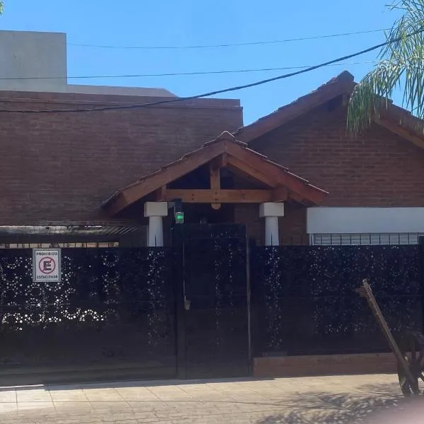 Deptos Drei Kinder, hotel din Belén de Escobar