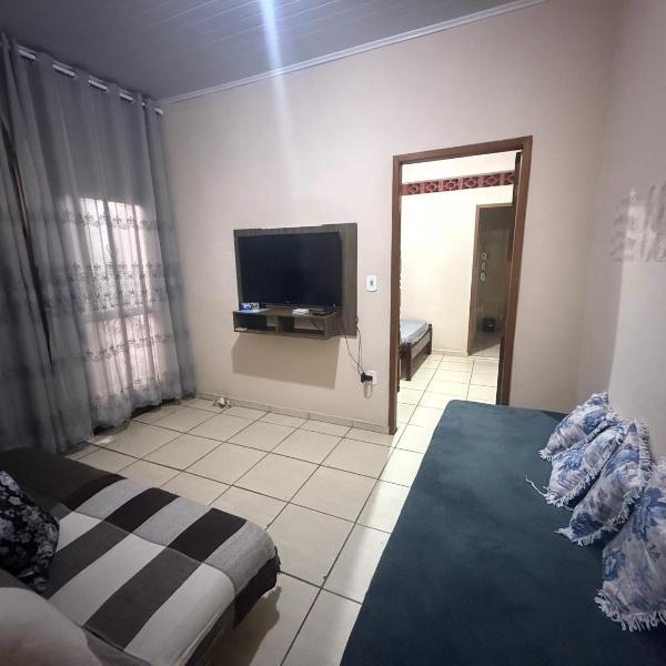 CASA DO ROMEIRO I Hospedagem em Aparecida - Foto 5